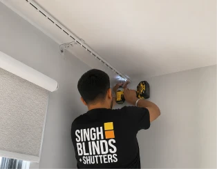 Motorised blinds - Singh Blinds & Shutters - Slide 1